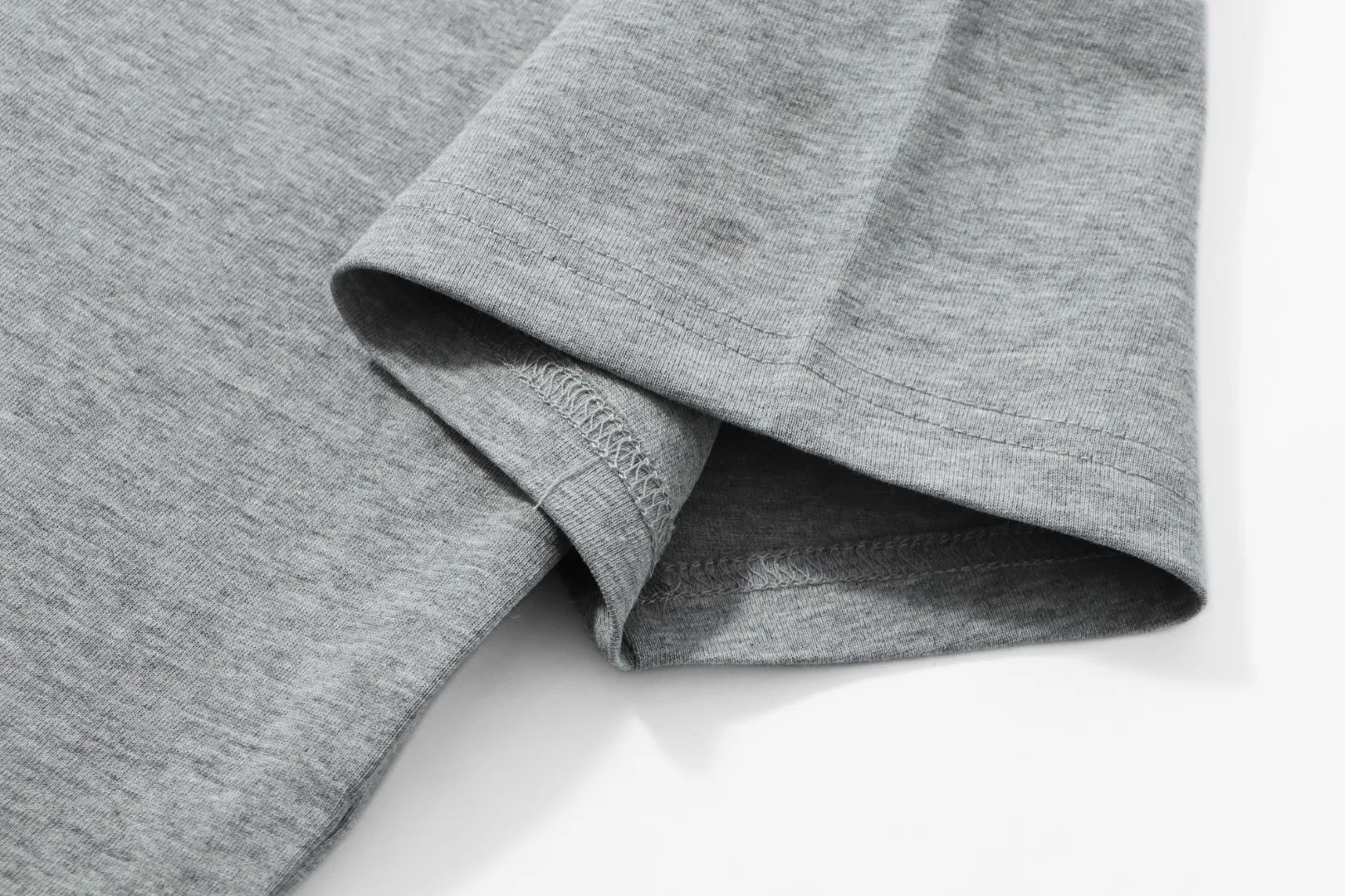 ：L 6602# Sizes：XS S M L XL Ralph Lauren/ Classic T ， T ， 。 ： T Classic 、Quality 、 、 。 T 。 FAB：100% ， ， ， ， ，100% ， Breathable， ， ， ， ， ，Breathable ， ． ， ～ ： ， Beige ， ， 。